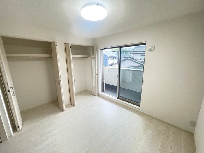 物件内観写真19　(居室)