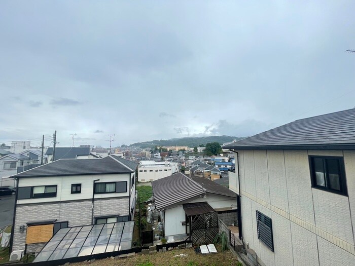 物件内観写真22　(室内からの展望)