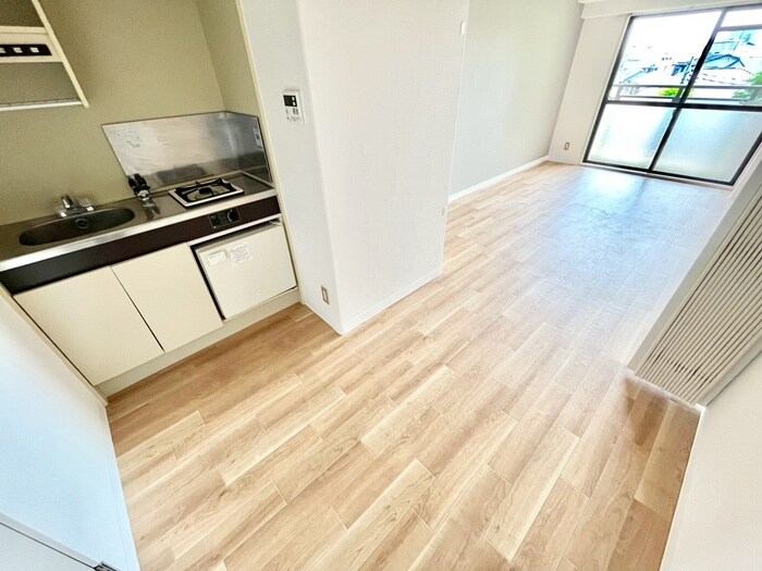 物件内観写真9　(居室)