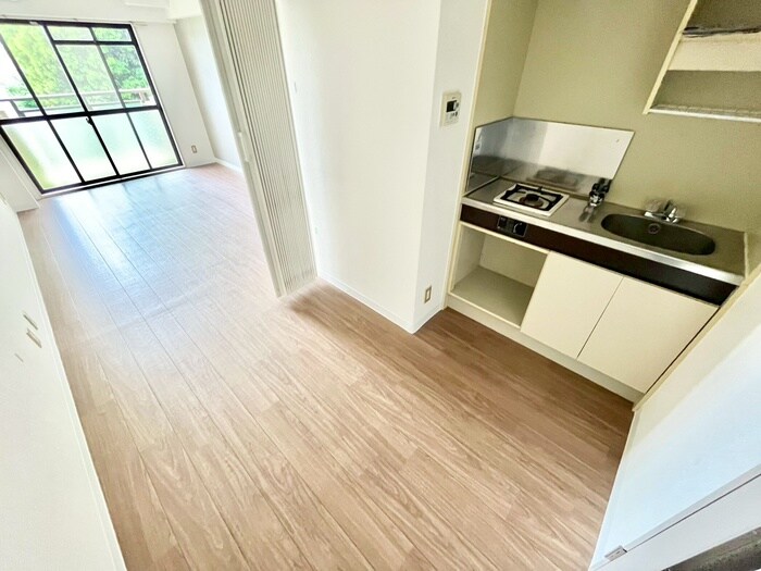 物件内観写真9　(居室)