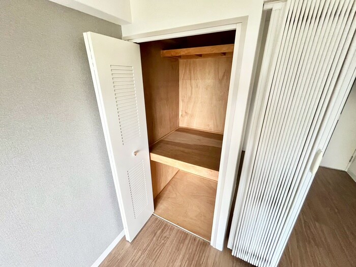 物件内観写真10　(収納)