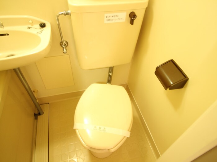 物件内観写真11　(トイレ)