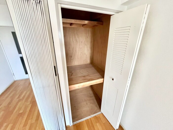 物件内観写真11　(収納)