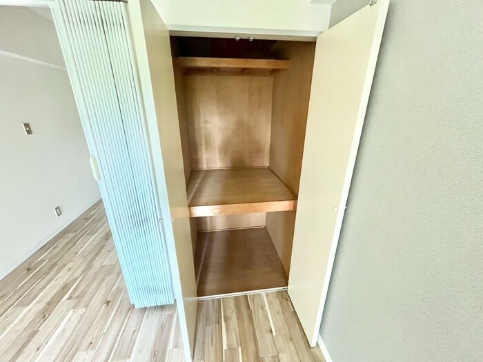 物件内観写真13　(収納)
