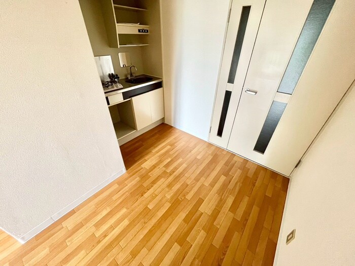 物件内観写真13　(廊下)