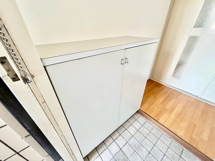 物件内観写真15　(靴箱)