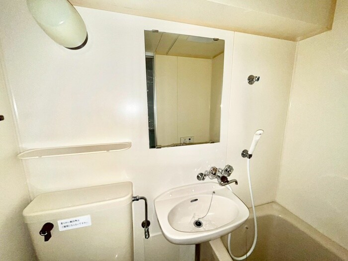 物件内観写真15　(洗面)