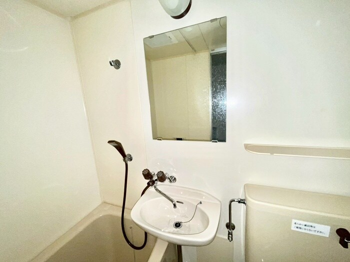 物件内観写真15　(洗面)