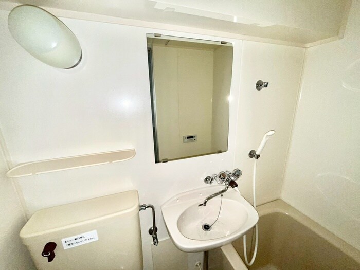 物件内観写真15　(洗面)