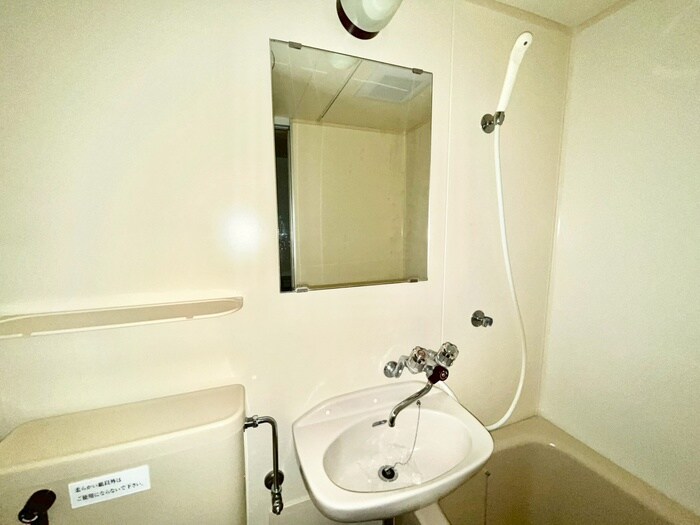 物件内観写真16　(洗面)