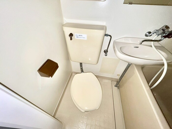 物件内観写真16　(トイレ)