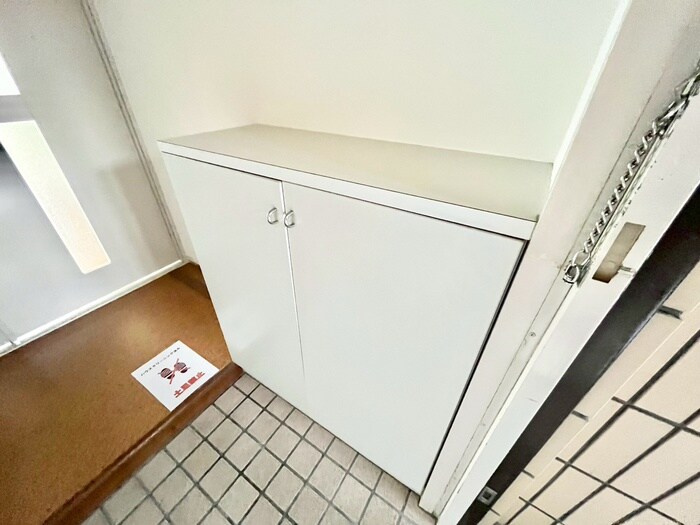 物件内観写真18　(靴箱)