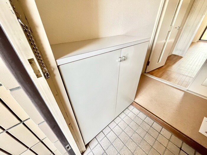 物件内観写真18　(靴箱)