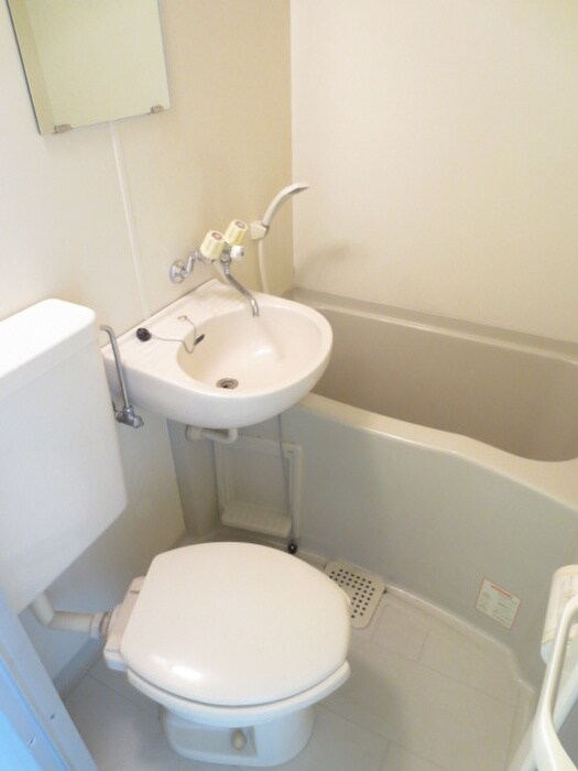 物件内観写真5　(トイレ)