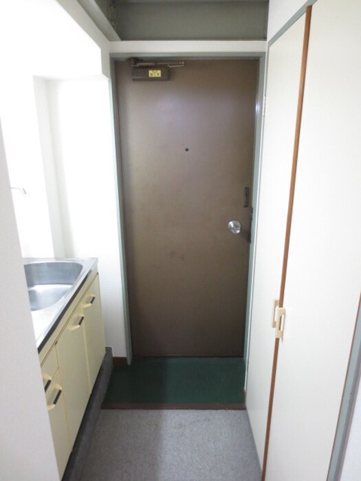 物件内観写真14　(廊下)