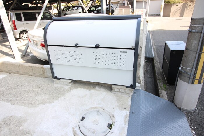 物件外観写真3　(建物設備)