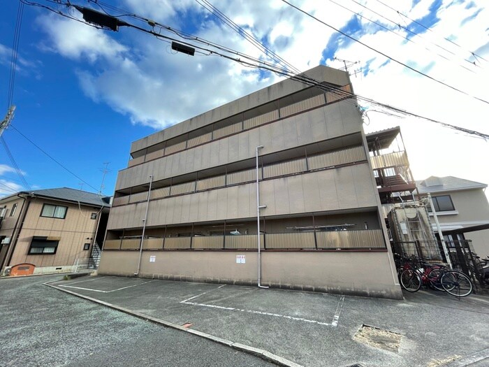 物件外観写真6　(外観写真)