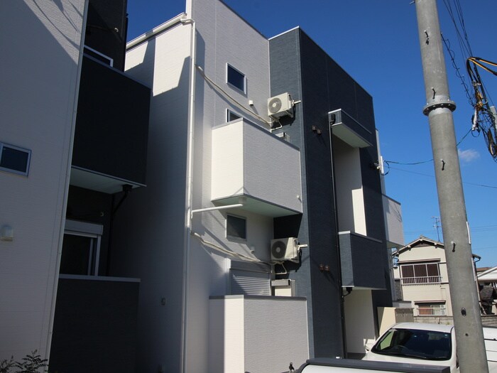 物件外観写真3　(外観写真)