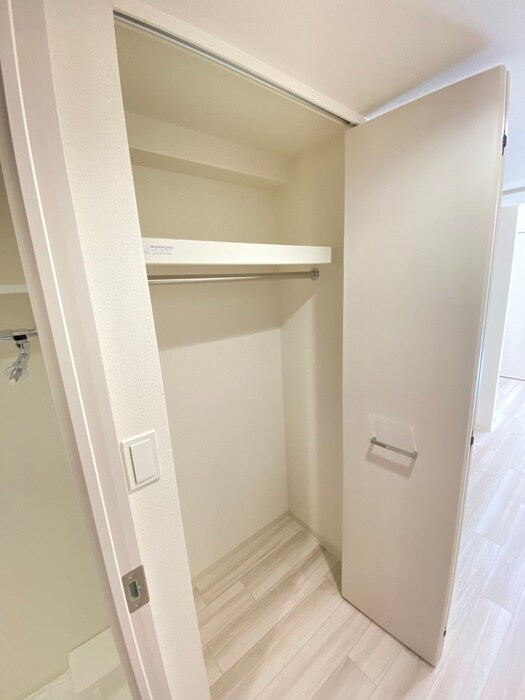 物件内観写真13　(収納)
