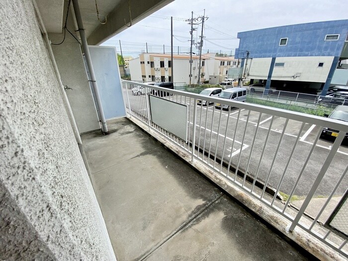 物件内観写真12　(洗濯機置場)