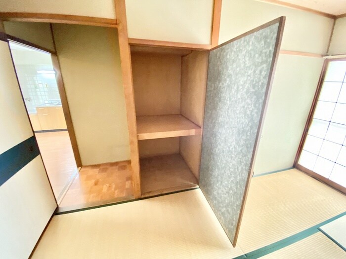 物件内観写真16　(収納)