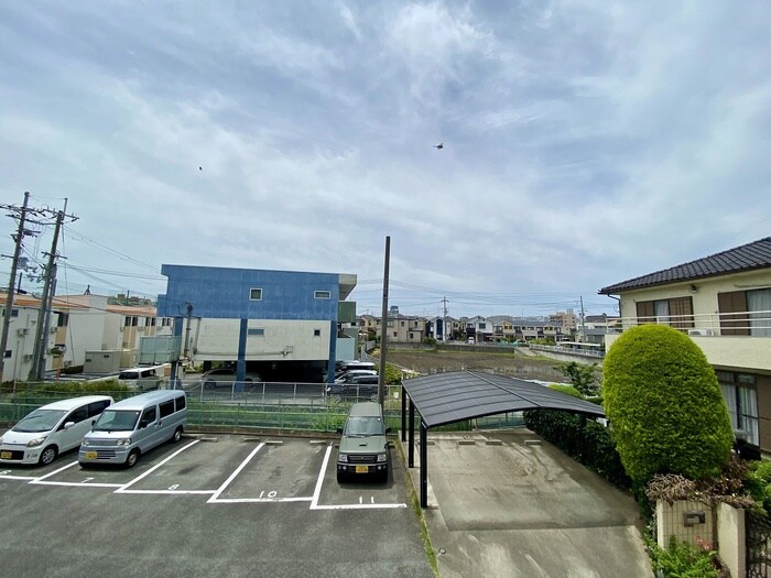 物件内観写真22　(室内からの展望)