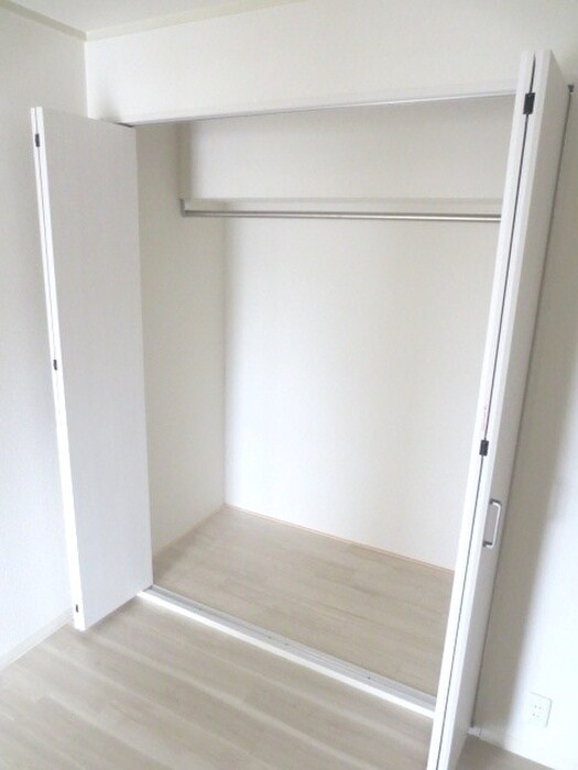 物件内観写真9　(収納)