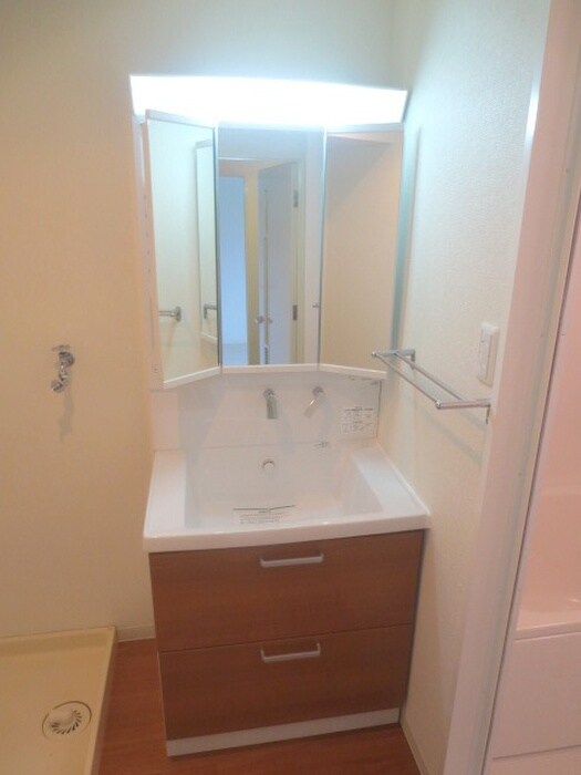 物件内観写真11　(収納)