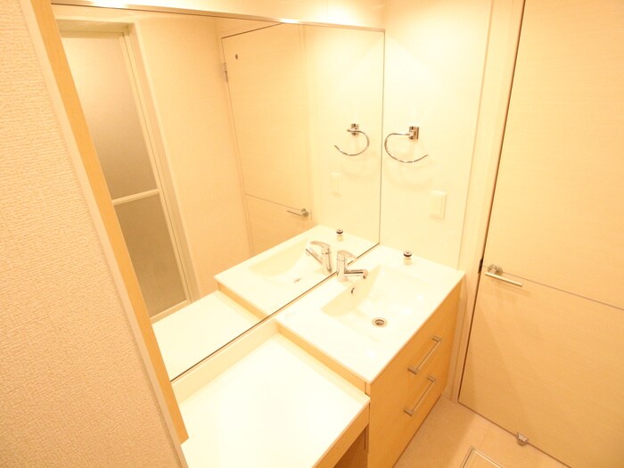 物件内観写真10　(洗面)