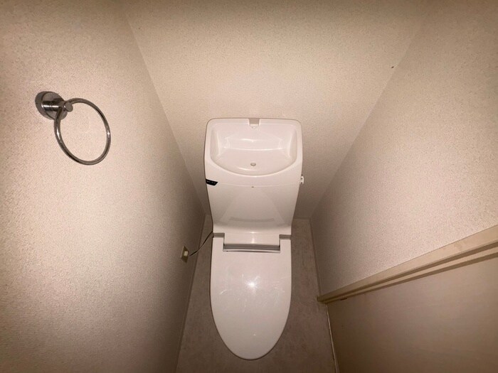 物件内観写真13　(トイレ)