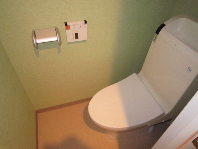 物件内観写真10　(トイレ)