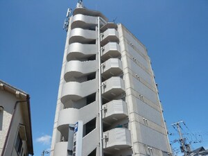 シャルムメゾン千林大宮外観写真