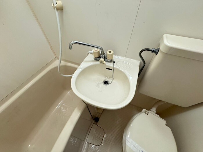 物件内観写真8　(洗面)