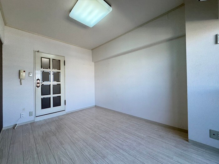 物件内観写真13　(居室)