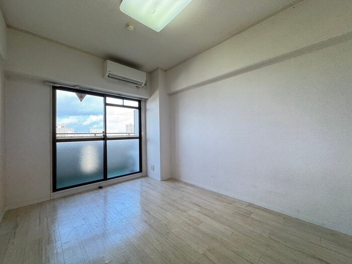 物件内観写真13　(居室)