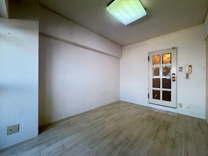 物件内観写真14　(居室)