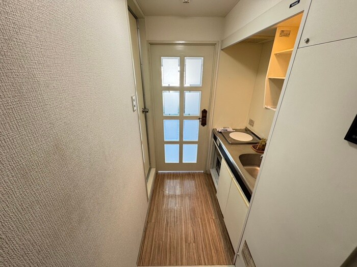 物件内観写真19　(廊下)