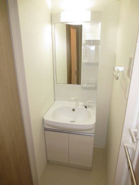 物件内観写真9　(洗面)