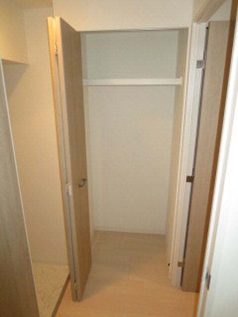 物件内観写真11　(収納)