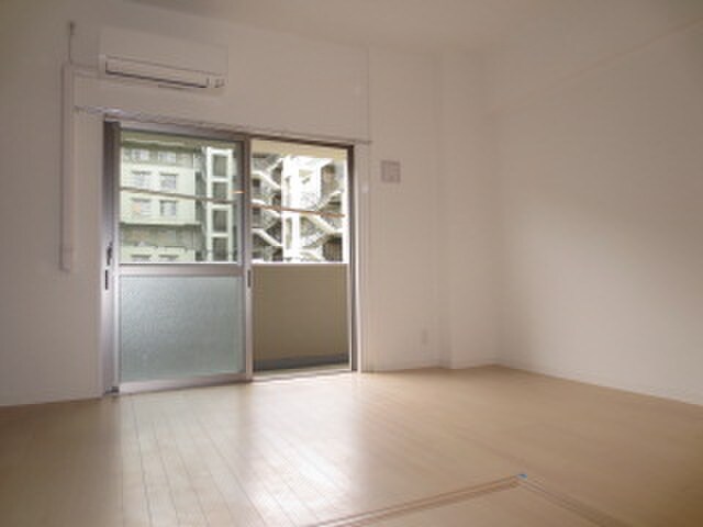 物件内観写真16　(居室)