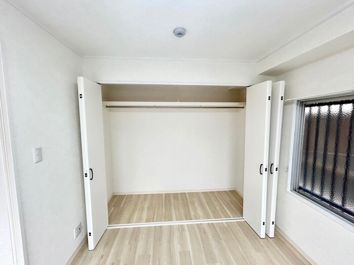 物件内観写真16　(収納)