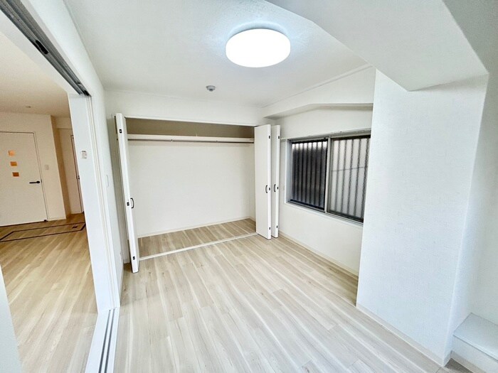 物件内観写真18　(居室)