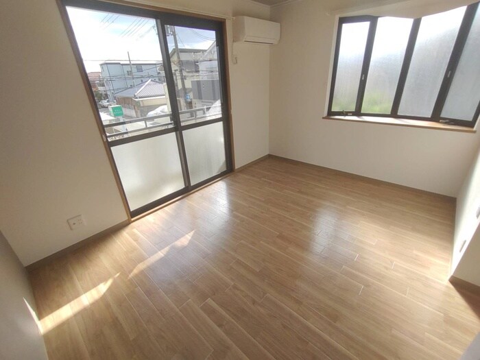 物件内観写真9　(居室)