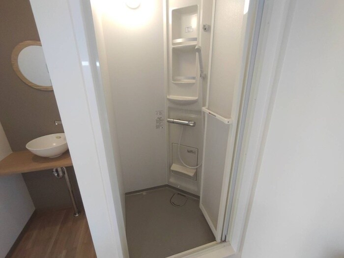 物件内観写真13　(バス／シャワールーム等)