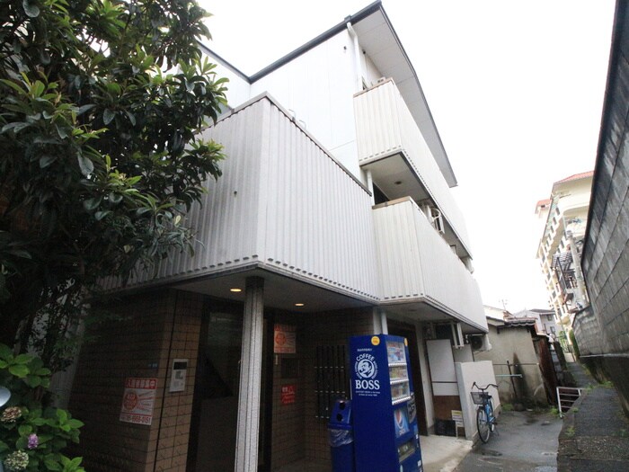 物件外観写真2　(外観写真)