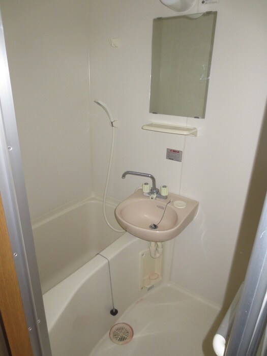 物件内観写真8　(バス／シャワールーム等)