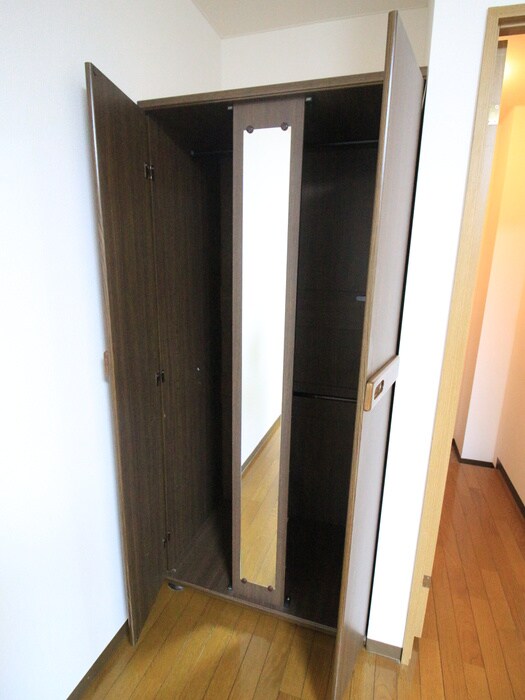 物件内観写真21　(収納)