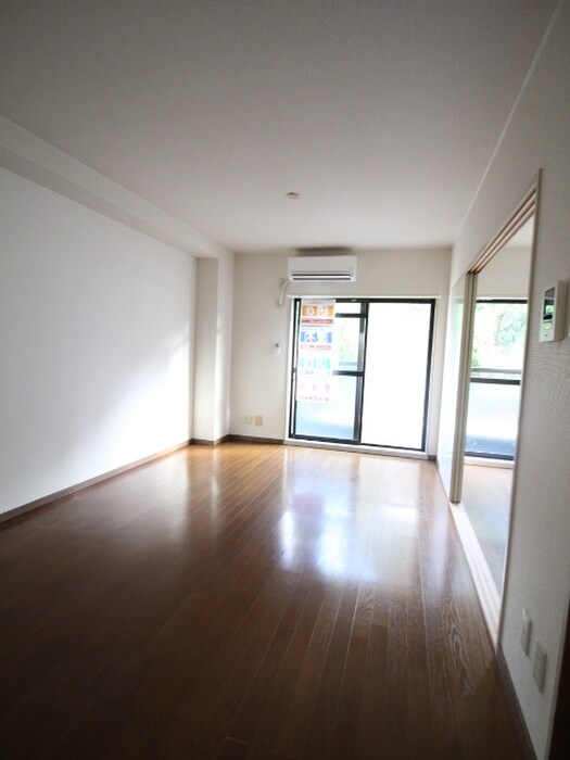 物件内観写真21　(居室)