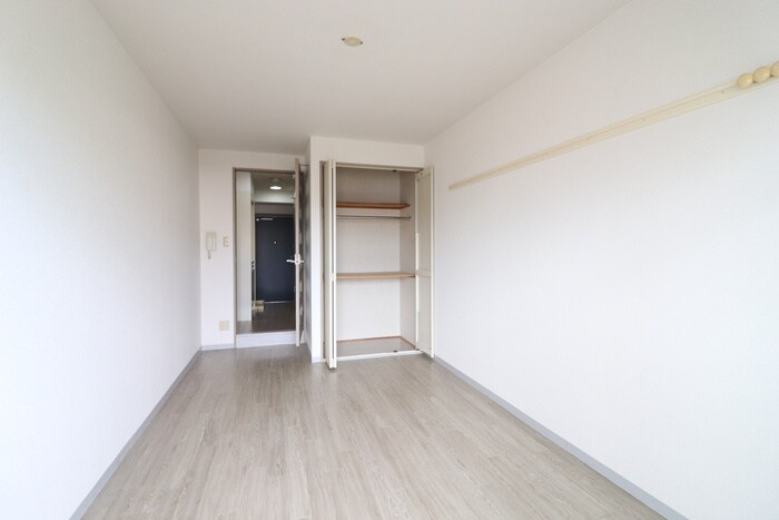 物件内観写真6　(居室)