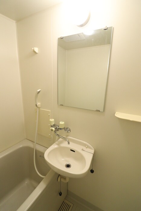 物件内観写真11　(洗面)